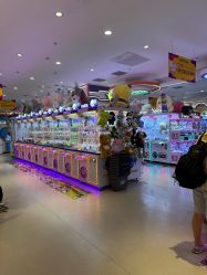 -乐多星球潮玩中心(沈阳嘉里城店)