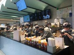 -奈雪的茶(亨特国际广场店)