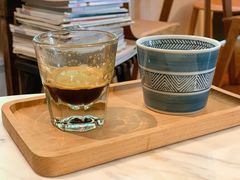 -彳亍咖啡·这里(水湾路店)