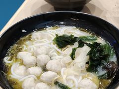 -灵芝妹子海鲜米线(凯德和平广场店)