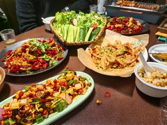 -曼听小寨海鲜烧烤·大连辣炒大王(盖州街店)