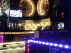 -Famous肥猫墨西哥音乐餐吧(五棵松华熙LIVE店)