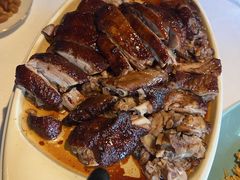 -八府香鸭·啫啫煲(华山路店)