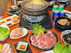 -山之屋炭火烧肉·生啤畅饮(大朗万科中央公园店)
