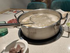 -浪里寻·臻牛养生牛肉火锅(方圆荟店)