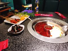 -佰人王串串香火锅(洋珠巷店)