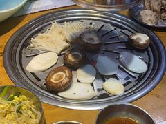 -老炉家木炭烤肉(长江国际店)