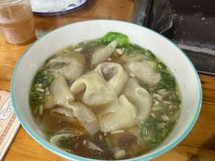-宏兴烤鱼山庄(宣恩总店)