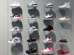 -Air Jordan(世贸天阶店)