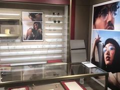 -目艮眼镜SHOWROOM(品牌集合店)