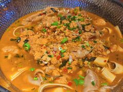 鱼籽鱼泡火锅-张记虾尾·火锅·烧烤·大排档(涉外店)