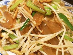 老济南炒合菜-泉畔人家·老济南经典鲁菜(大明湖店)