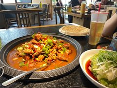 -侯志伟老街炒鸡(广济街店)