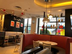 -必胜客(武汉欢乐谷店)
