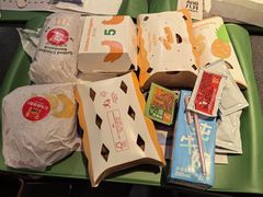 -麦当劳(得来速店)