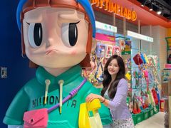 -燕莎奥特莱斯购物中心