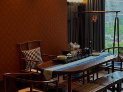 -鼎泰亨·海鲜牛肉餐厅(滨江店)