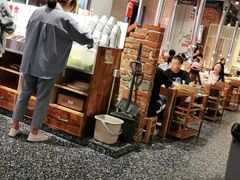 大堂-么肆烤肉·中式自助·烤肉大排档(街道口季佳PAI店)