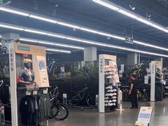 -迪卡侬(越秀公园店)