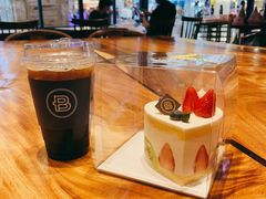 -巴黎贝甜·生日蛋糕(环球中心店)