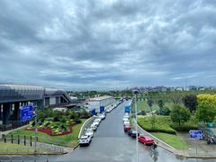 -龙阳路磁悬浮列车总站-停车场