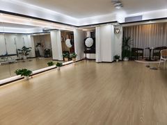 -简·无界健身工作室·运动康复·体态(石厦店)