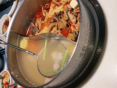 -左庭右院鲜牛肉火锅(浦江欢乐颂店)