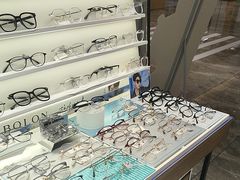 -爱视眸Eyeblling眼镜·依视路·蔡司镜片折扣店(百联南方商城购物中心)
