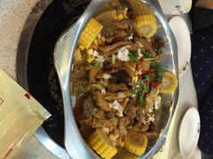 刘一锅筋头巴脑一锅香(三墙路店)-刘一锅筋头巴脑(新民街店)