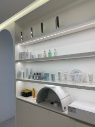 -JNK皮肤管理中心