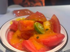 -鸣记脆皮烤鱼(三八广场店)