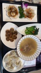 -爱陪伴尊享月子中心(国际店)