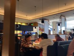 -新白鹿餐厅(滨江银泰店)