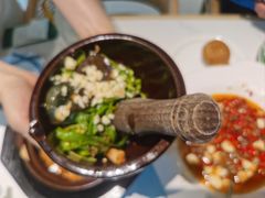 皮蛋青椒擂茄子-费大厨辣椒炒肉(通州万达店)