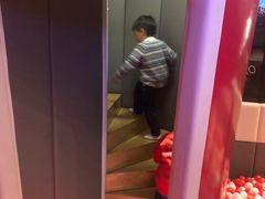 -东方明珠·可口可乐欢乐餐厅