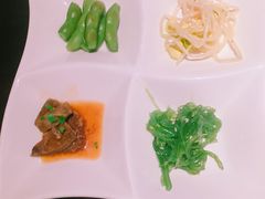 -山川小町·极番烧肉(新地假日广场店)