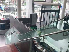 -北京鹏龙瑞星奔驰4s店(来广营店)