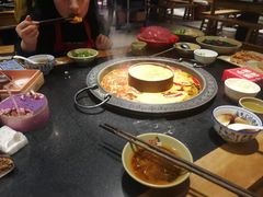 菌香鸳鸯锅-晓宇重庆火锅(赛格国际购物中心店)
