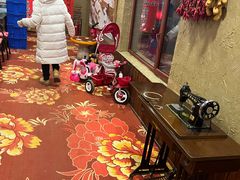 -果松木炭酸菜铜火锅·外婆参鸡汤