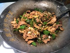 -费大厨辣椒炒肉(高铁吾悦广场店)