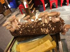 -谭鸭血老火锅(漳州路店)