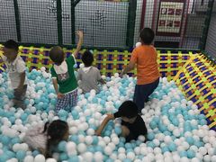 -蒙特利亲子乐园