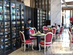 -上海虹桥西郊假日酒店