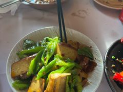 -龙门阵茶屋川菜馆(武康路店)