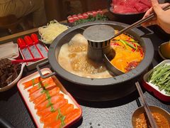 -晓宇重庆火锅(西安荟聚店)