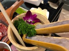 -热火朝天鲜切牛肉火锅(南强街巷店)