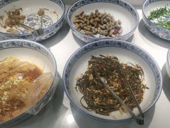 -黑土风情铁锅炖(兴业路店)