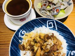 -红猪卤肉饭(大西洋美食城店)