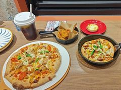 -必胜客(上海华谊新所店)