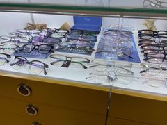 -广州宝岛眼镜武汉和光眼镜市场西区店